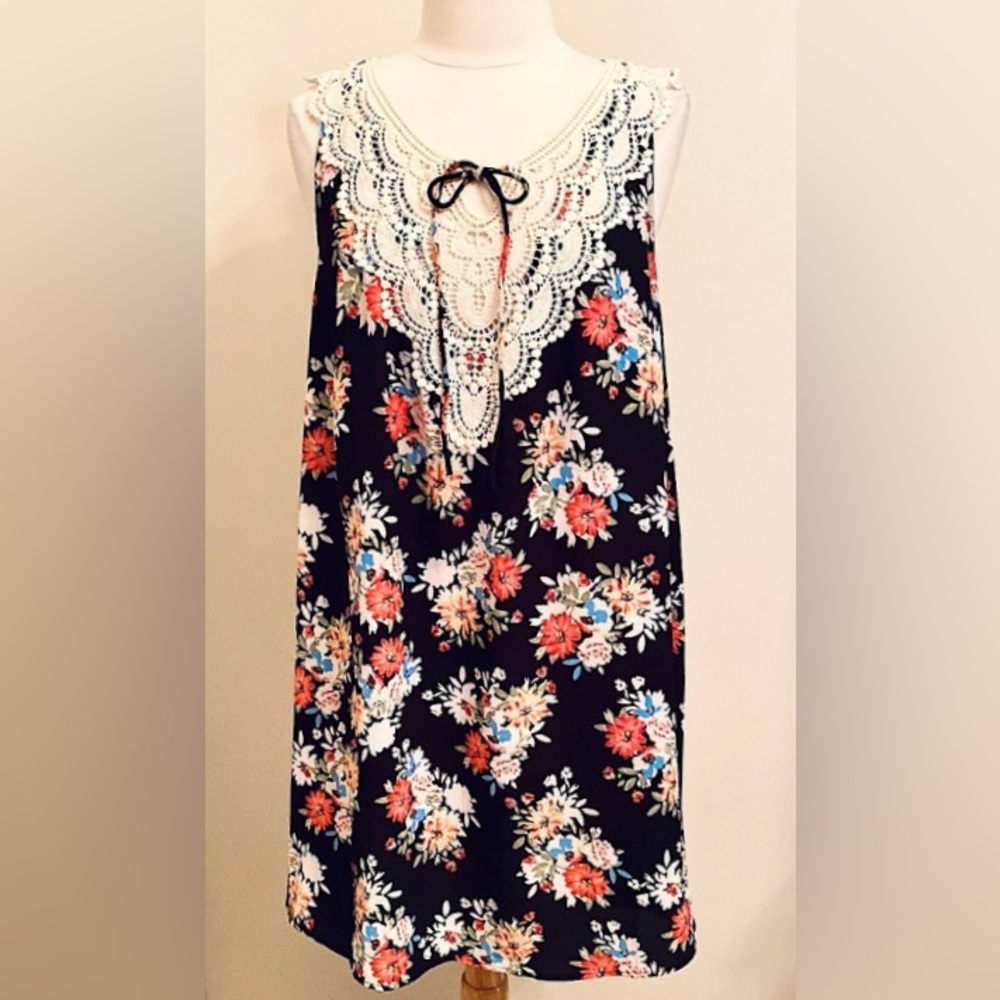 Umgee Black Red Floral Boho Crochet Front Tie Sleeveless CottageCore Dress SZ L